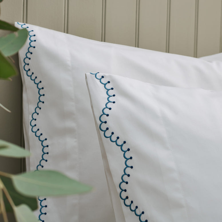 Lucerne Scallop Pillowcase Pair